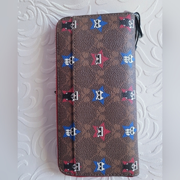 Karl Lagerfeld Maybelle Print  Contenintal Wallet - Picture 5 of 6